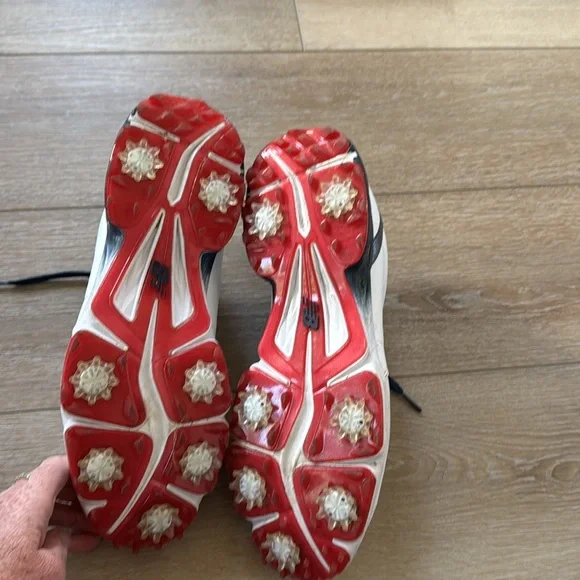 New Balance Striker V3 Golf Shoes - Picture 6 of 7